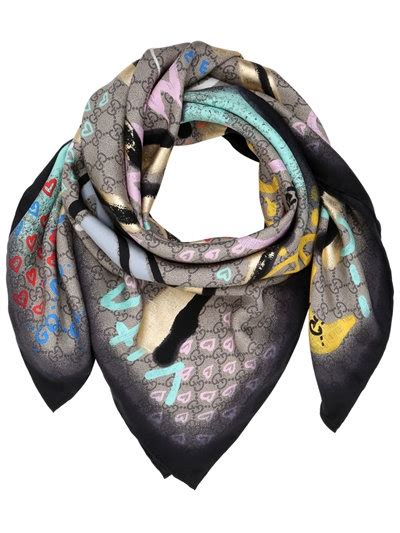 gucci graffiti scarf